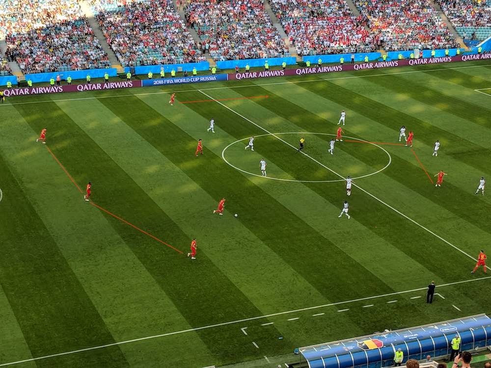 品牌联名完 品牌联名完